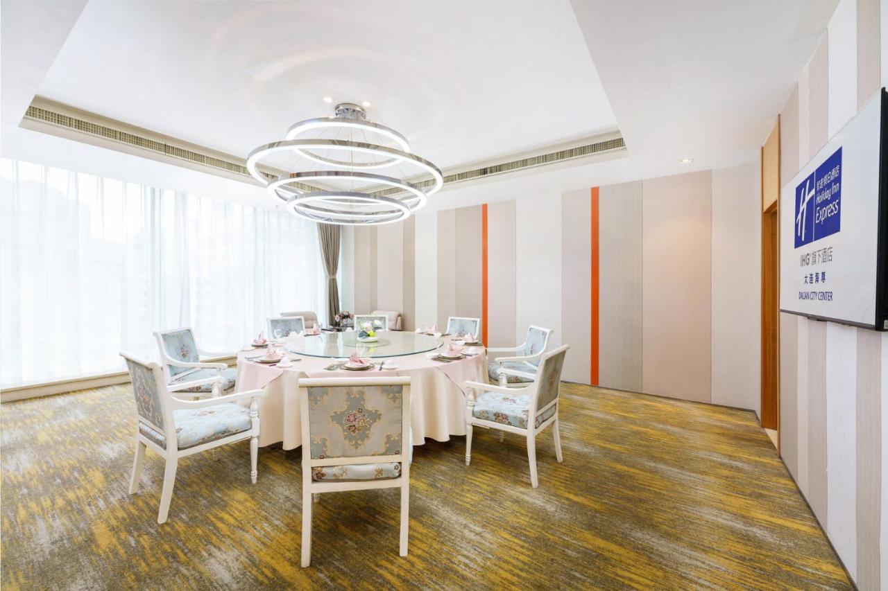 Holiday Inn Express City Centre Dalian By Ihg Exteriör bild