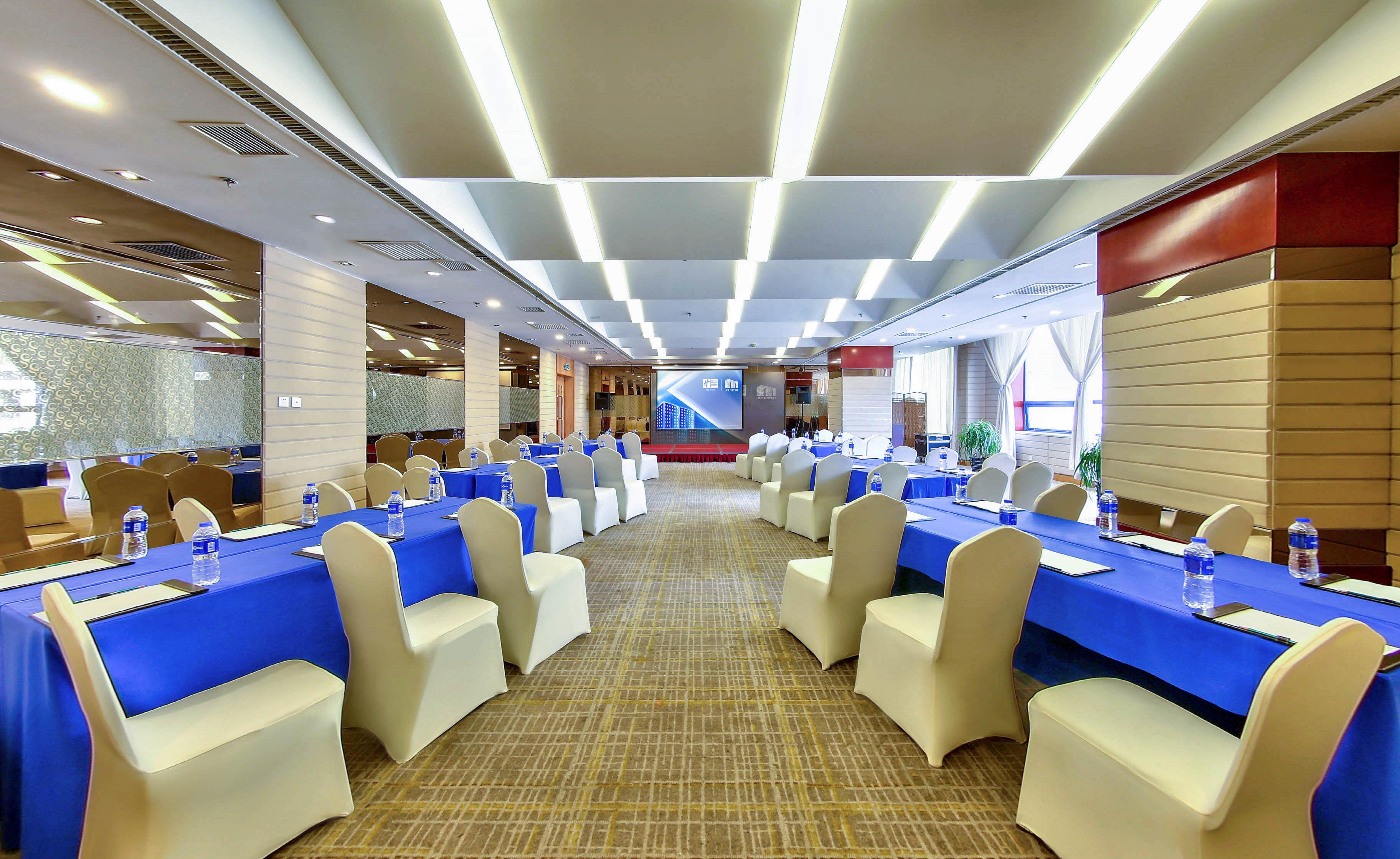 Holiday Inn Express City Centre Dalian By Ihg Exteriör bild