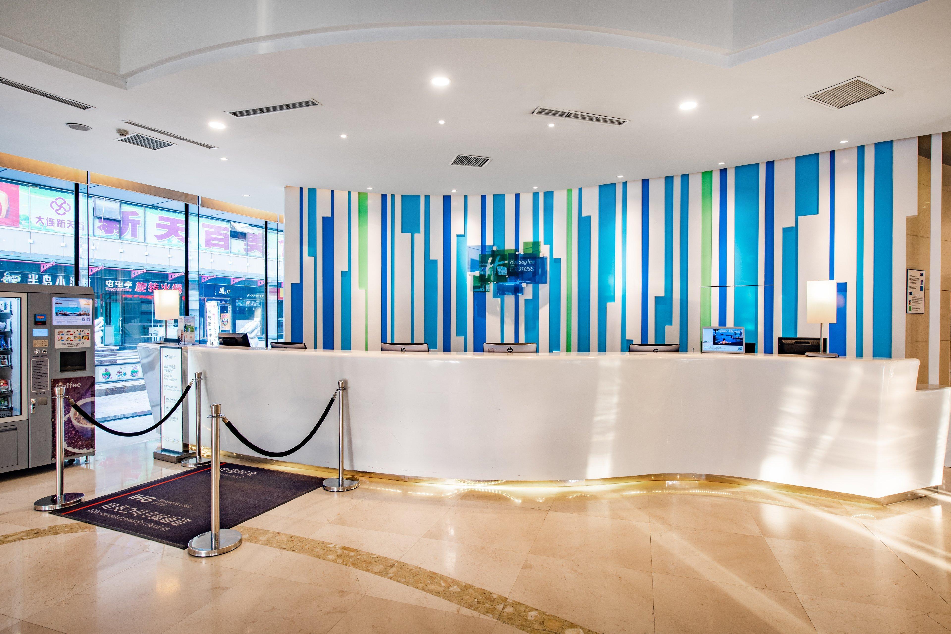Holiday Inn Express City Centre Dalian By Ihg Exteriör bild
