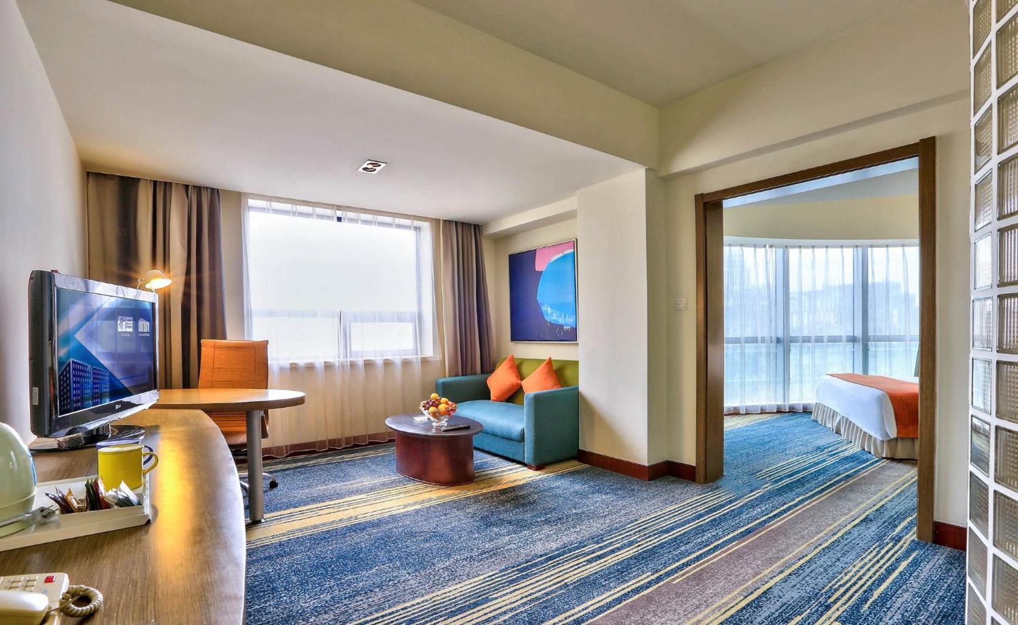 Holiday Inn Express City Centre Dalian By Ihg Exteriör bild